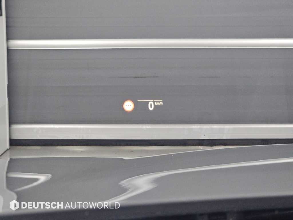 BMW 5-Series — photo 17