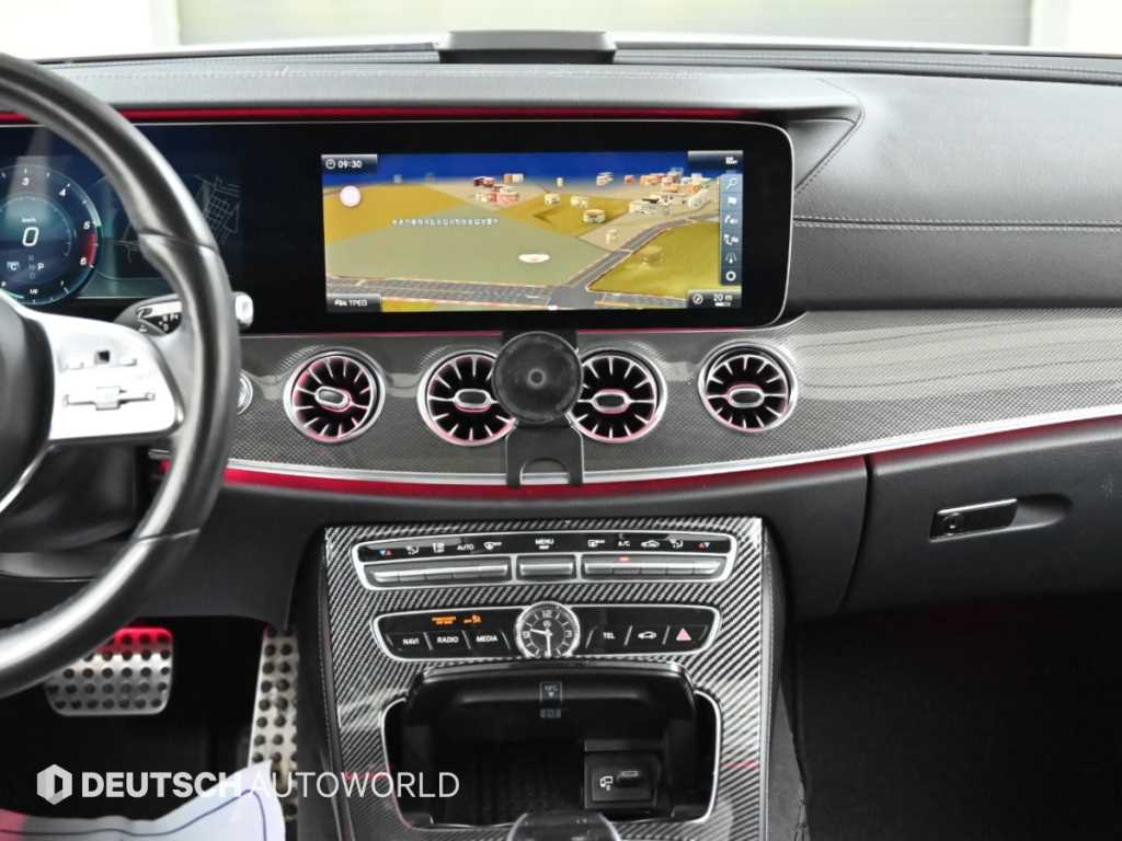 Mercedes-Benz CLS-Class — photo 14