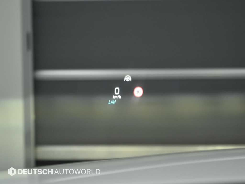 Mercedes-Benz CLS-Class — photo 17