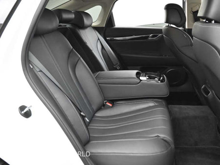 Genesis G80 — photo 12