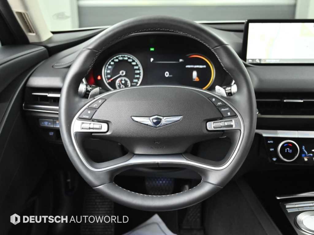 Genesis G80 — photo 13