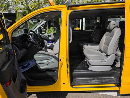 Hyundai Starex — photo 06