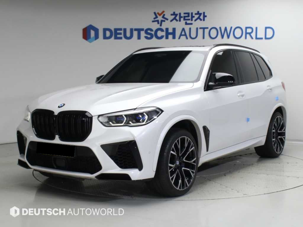 BMW X5M — photo 01