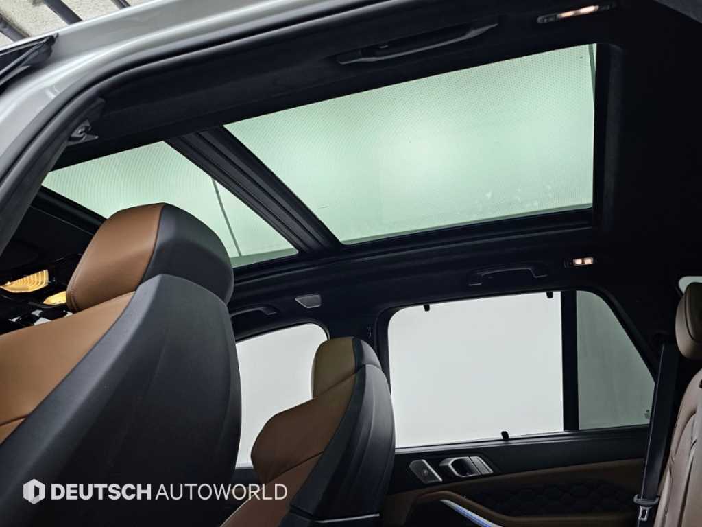 BMW X5M — photo 18