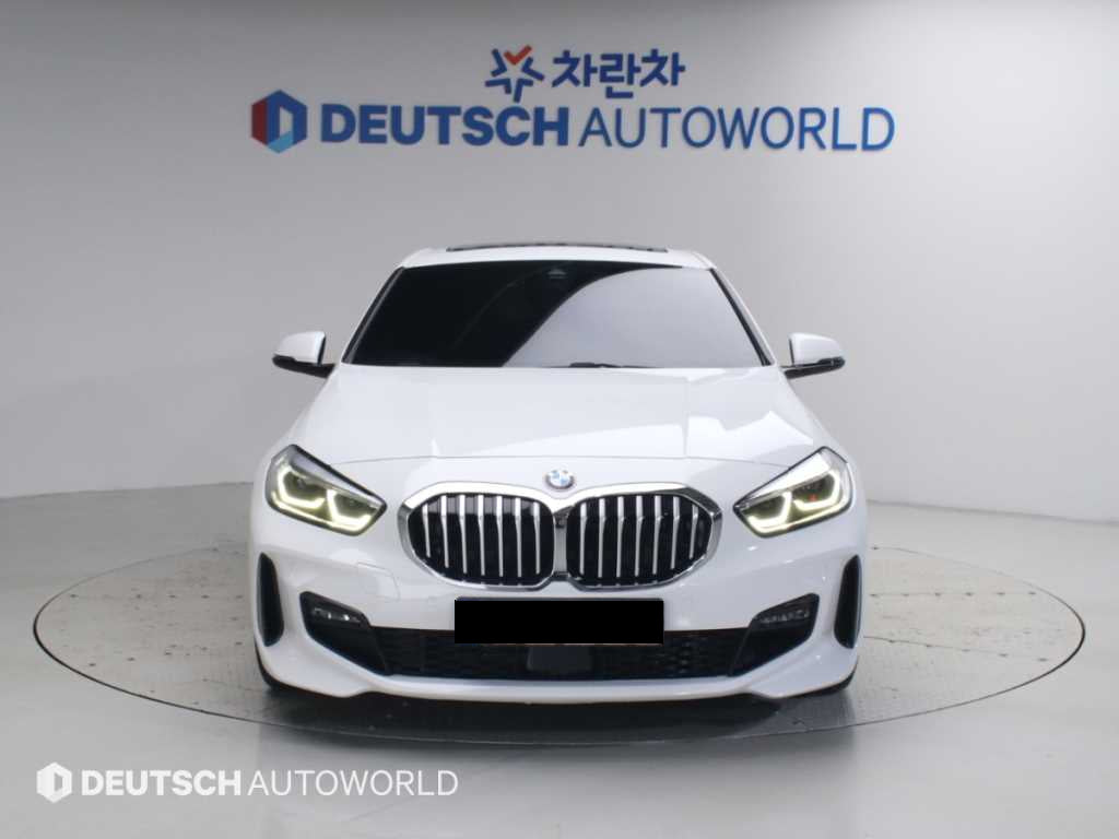BMW 1-Series — photo 03