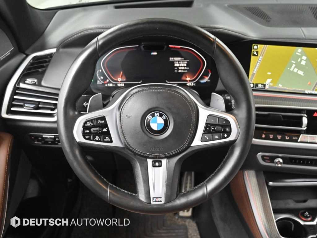 BMW X5 — photo 13