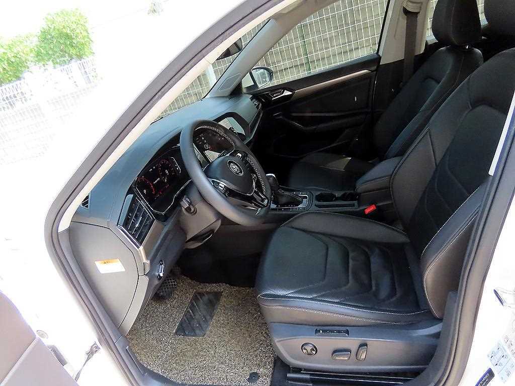 Volkswagen Jetta — photo 05
