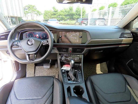 Volkswagen Jetta — photo 07