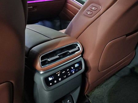 Genesis GV80 — photo 13