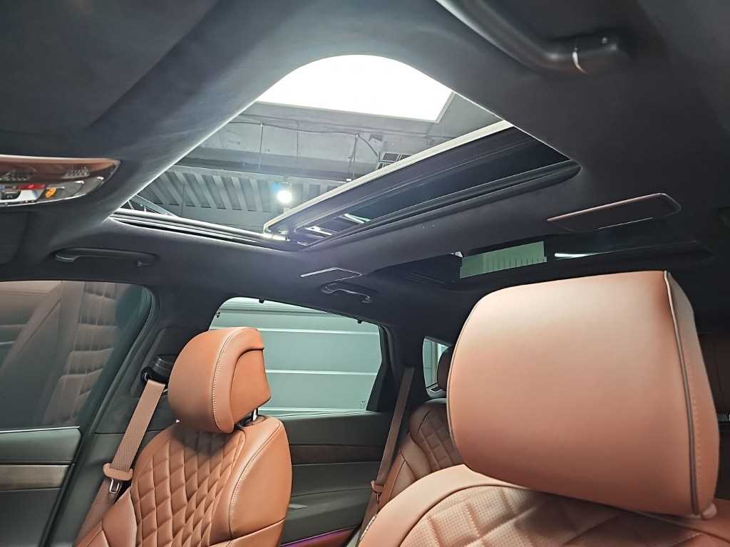 Genesis GV80 — photo 14
