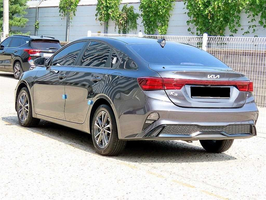 Kia K3 — photo 03