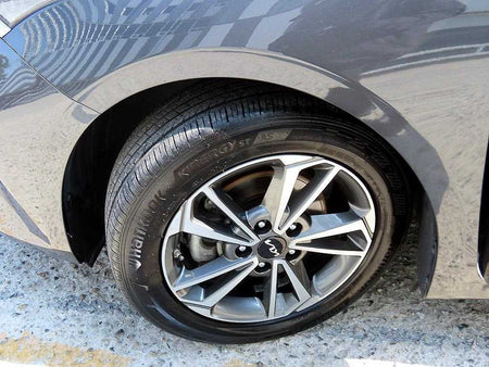 Kia K3 — photo 19