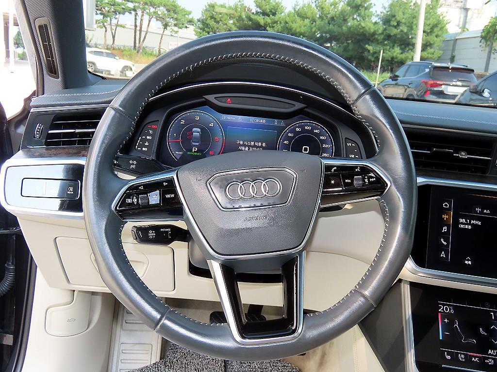 Audi A6 — photo 08