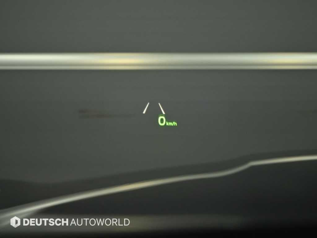 Kia K9 — photo 17