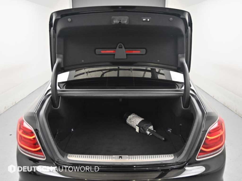 Kia K9 — photo 19