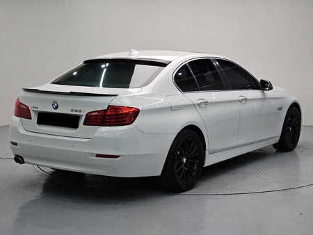 BMW 5-Series — photo 04