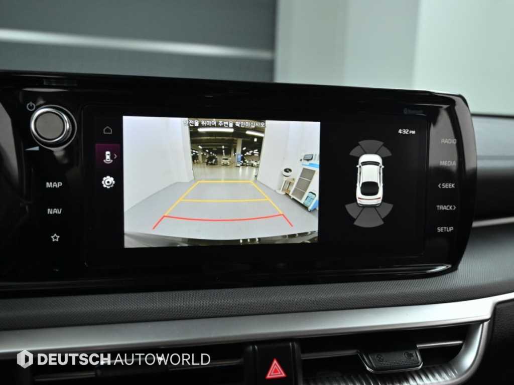 Kia K5 — photo 15
