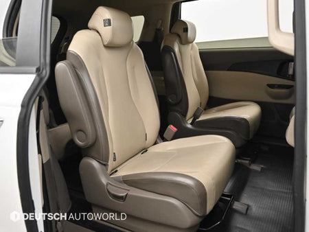 Kia Carnival — photo 12