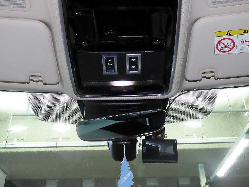 Land Rover Range Rover — photo 13