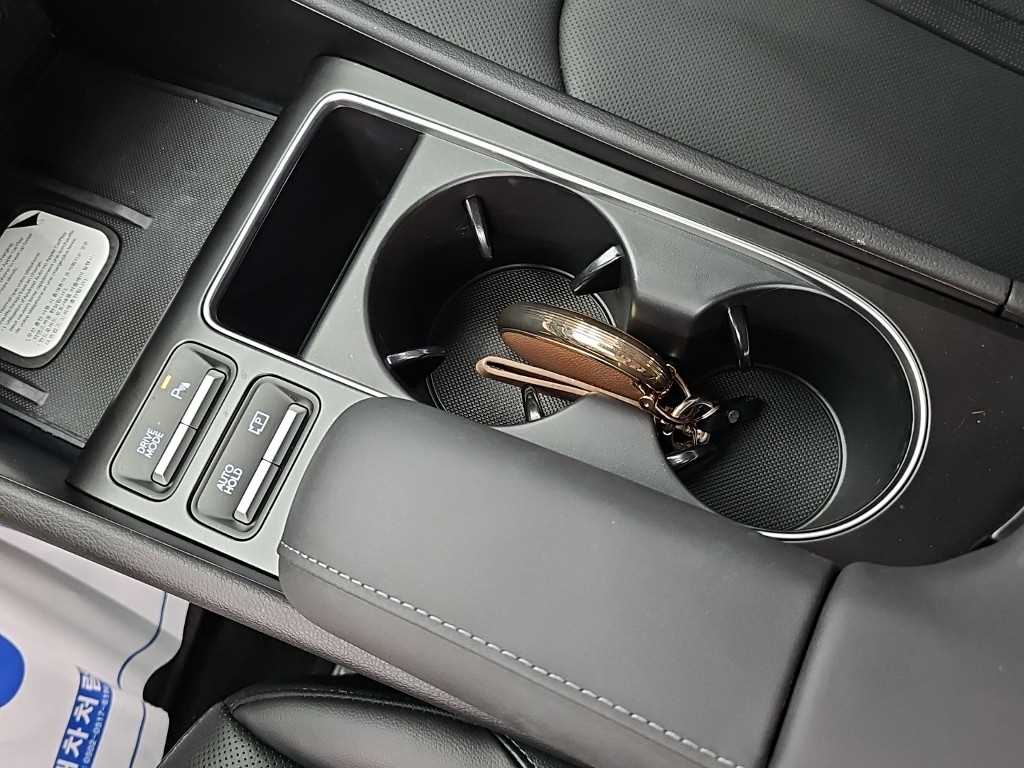 Hyundai Sonata — photo 17