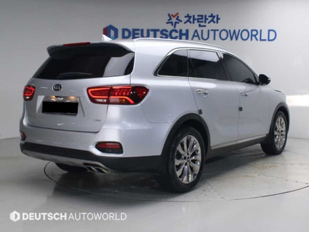 Kia Sorento — photo 02