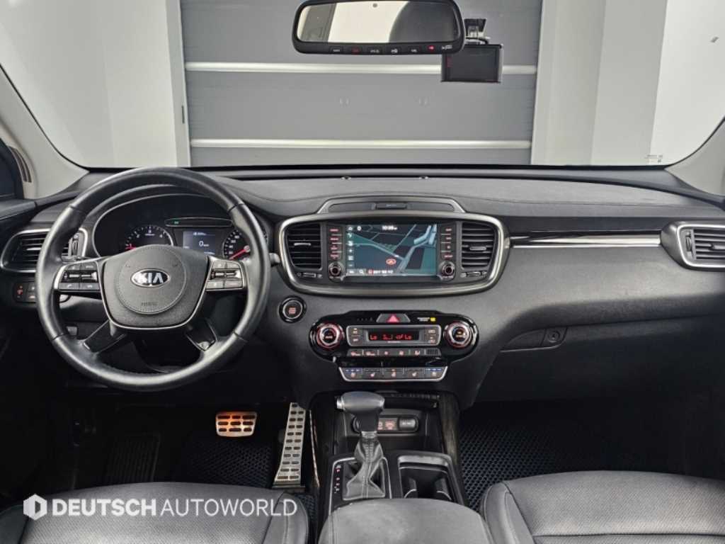 Kia Sorento — photo 07