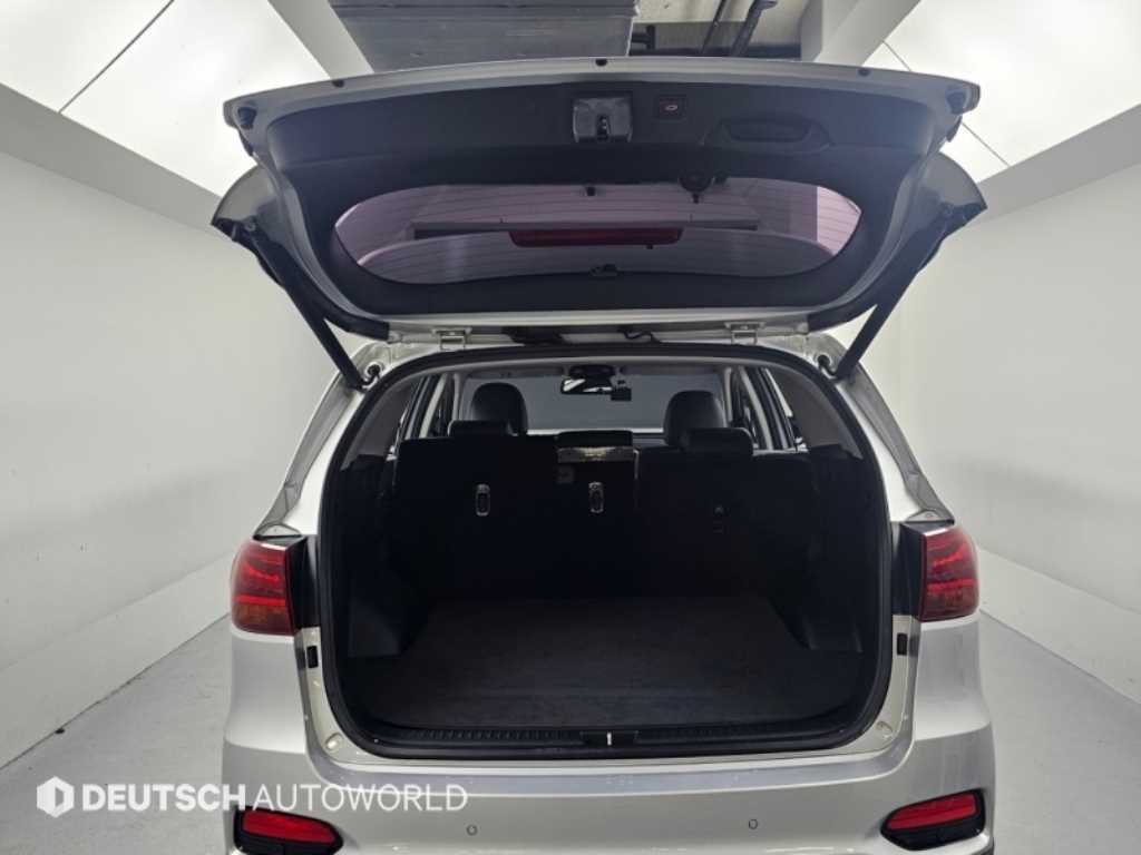 Kia Sorento — photo 19