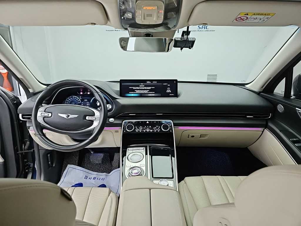 Genesis GV80 — photo 01
