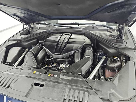 Genesis GV80 — photo 06