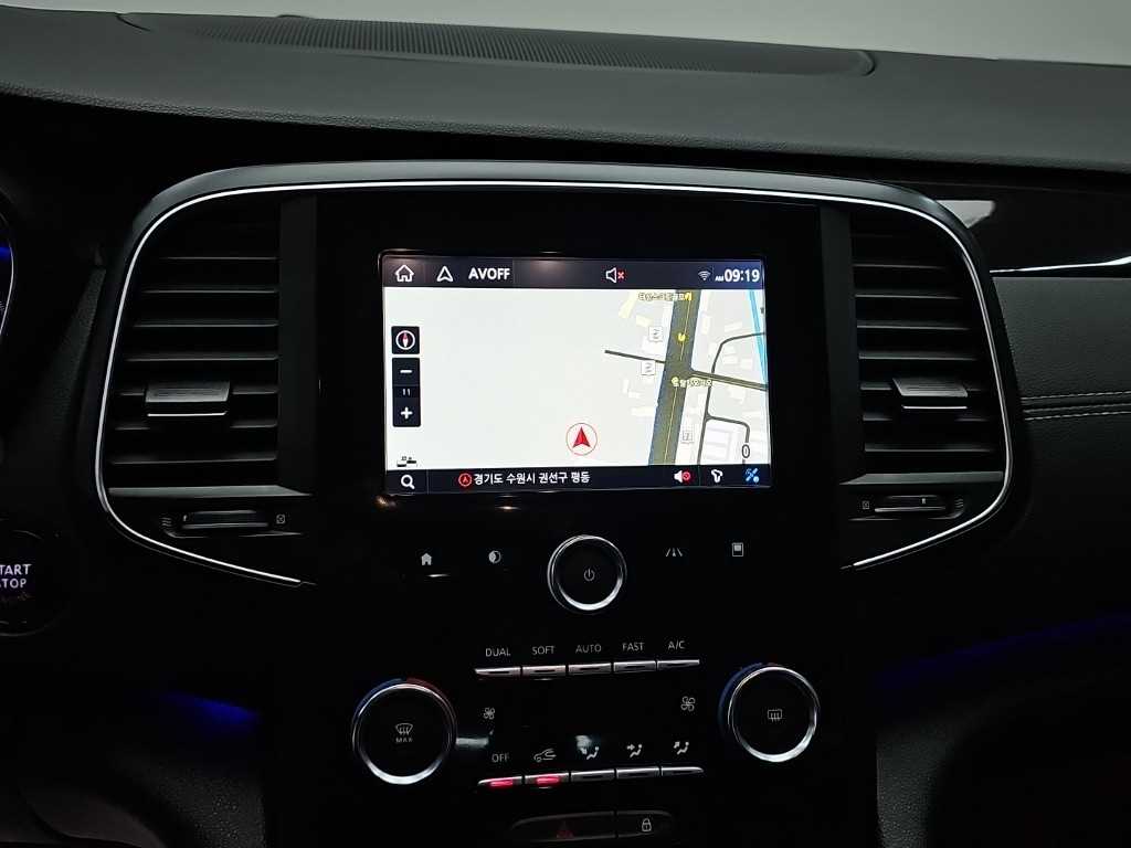 RENAULT SM6 — photo 13