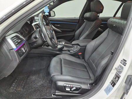 BMW 3-Series — photo 09