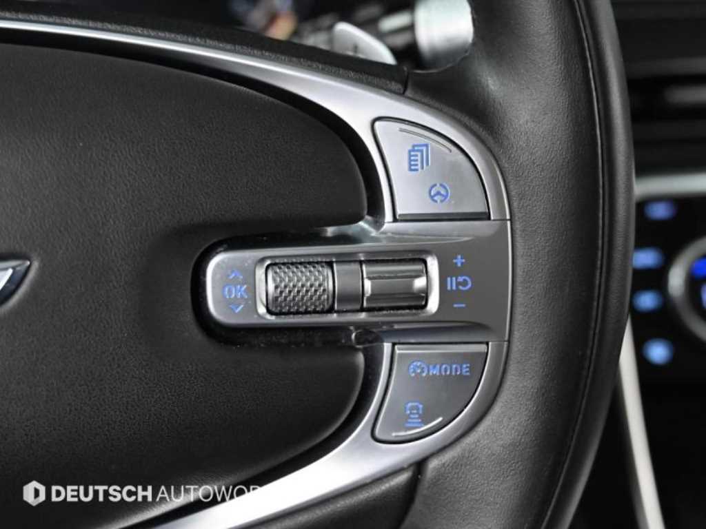 Genesis GV80 — photo 19