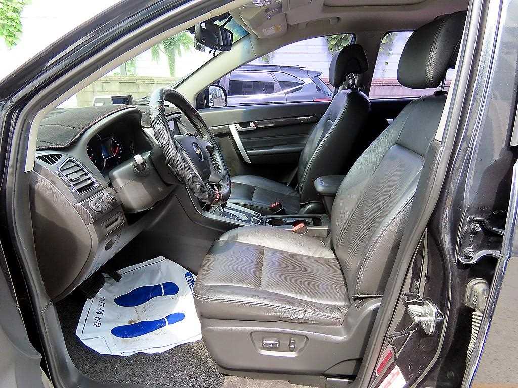 CHEVROLET Captiva — photo 05