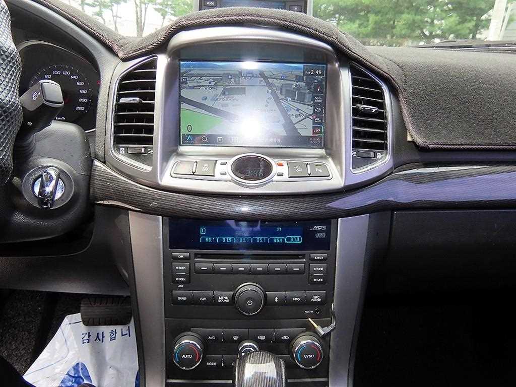 CHEVROLET Captiva — photo 13