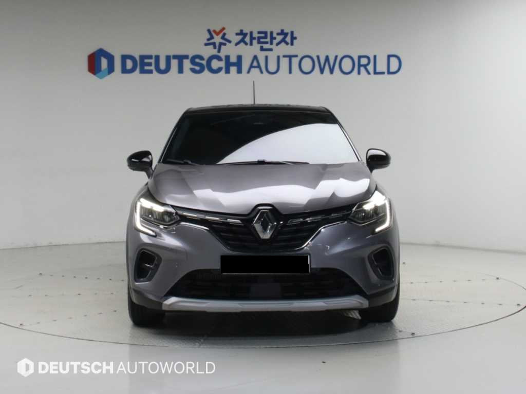 RENAULT Captur — photo 03