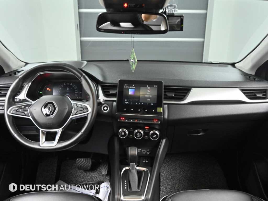 RENAULT Captur — photo 07