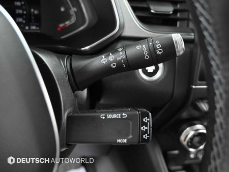 RENAULT Captur — photo 16