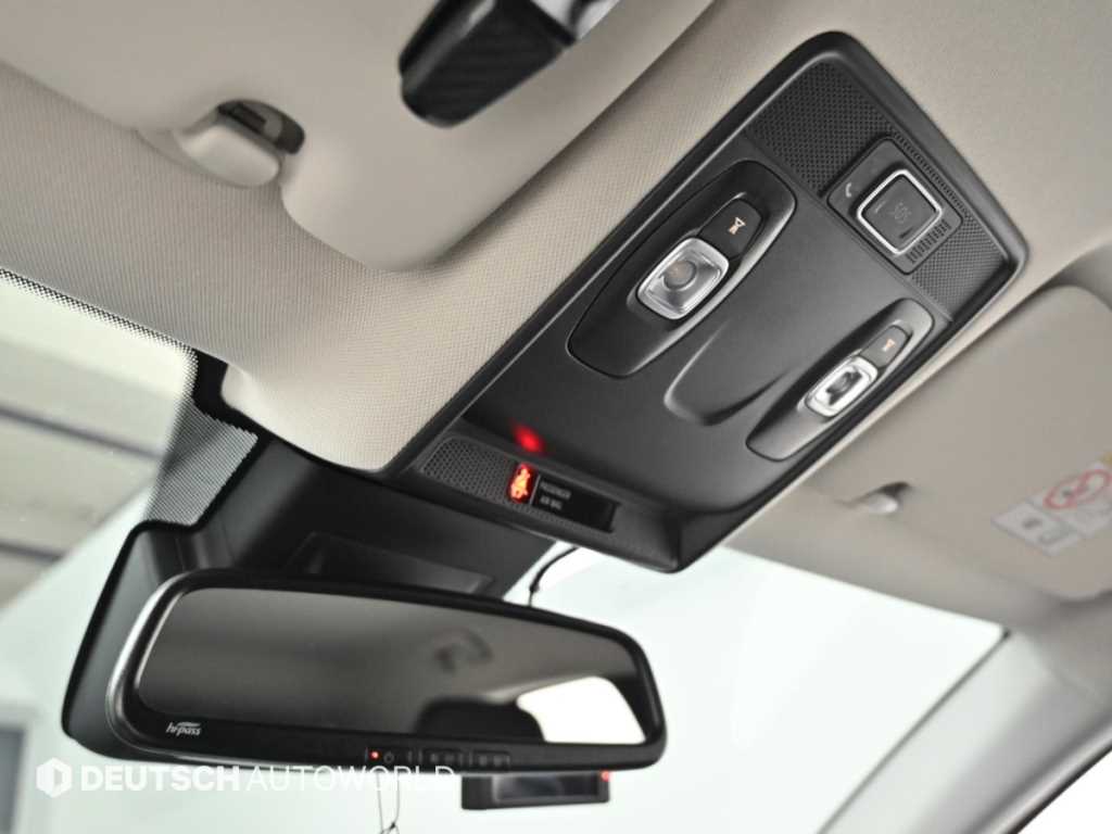 RENAULT Captur — photo 18
