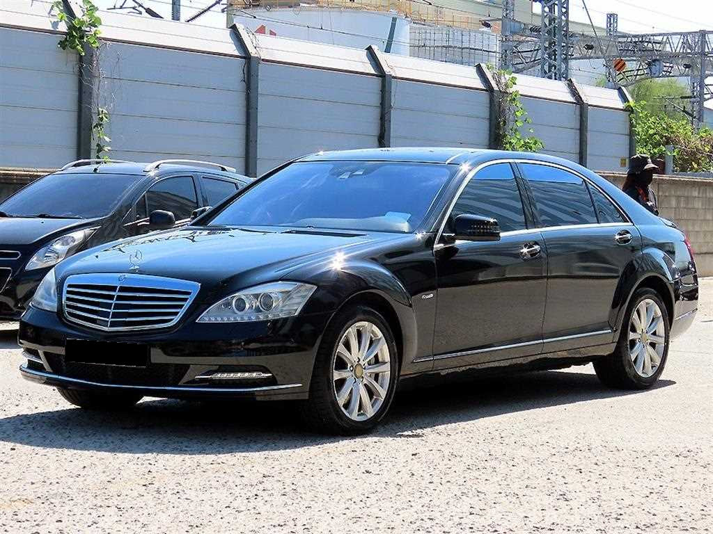 Mercedes-Benz S-Class — photo 02