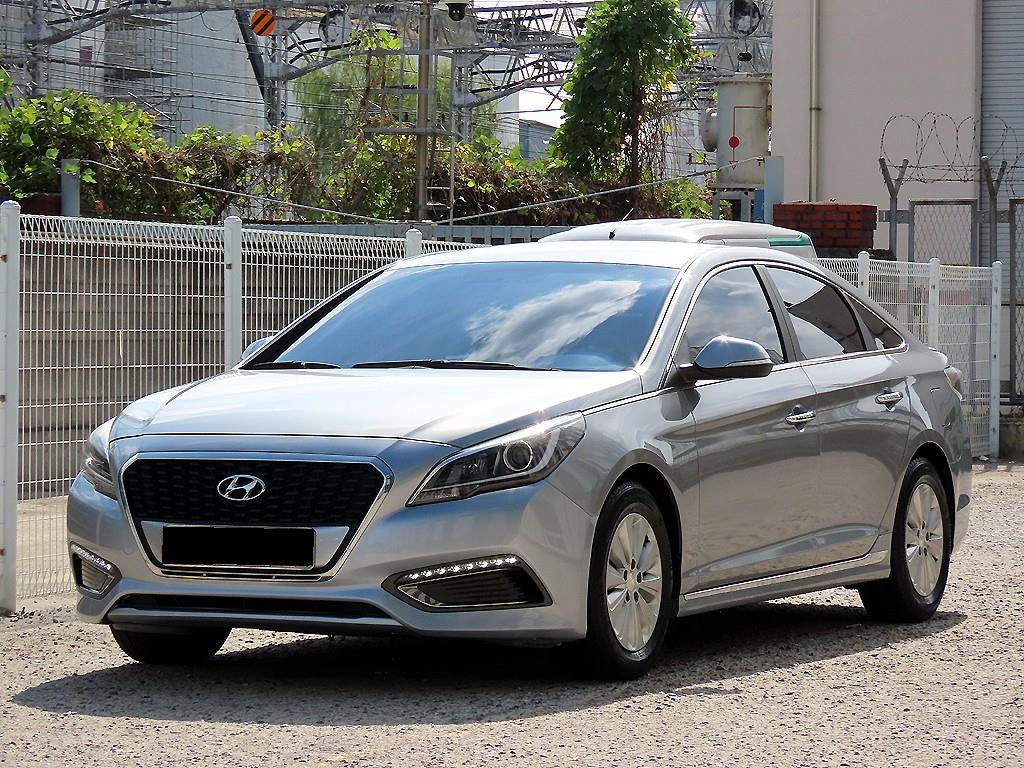Hyundai Sonata — photo 02