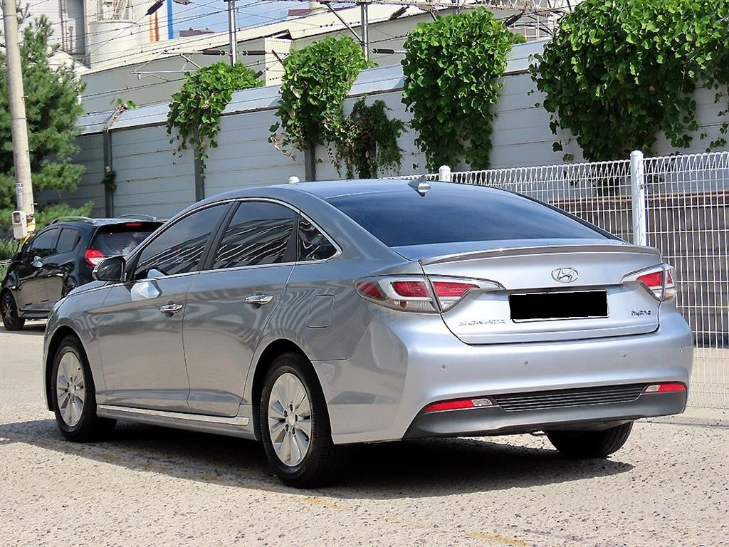 Hyundai Sonata — photo 03