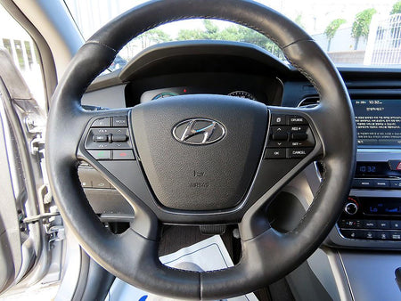Hyundai Sonata — photo 08