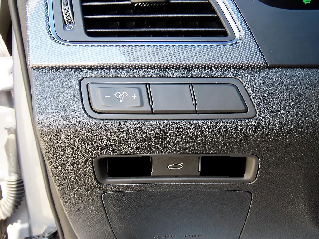 Hyundai Sonata — photo 12