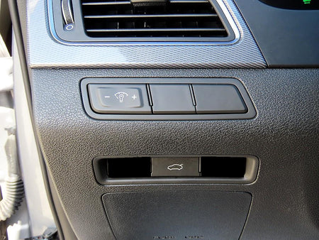 Hyundai Sonata — photo 12