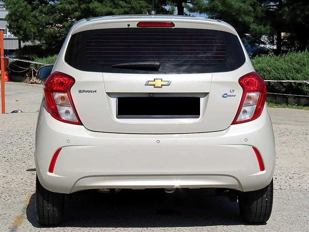 CHEVROLET Spark — photo 04
