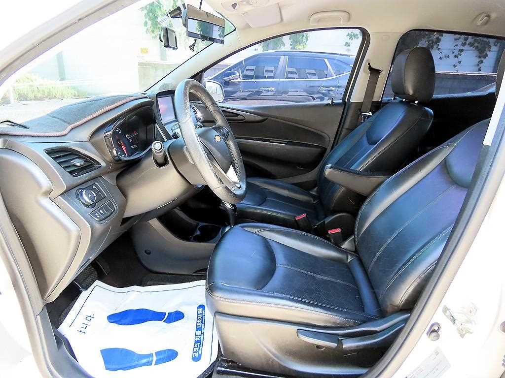 CHEVROLET Spark — photo 05