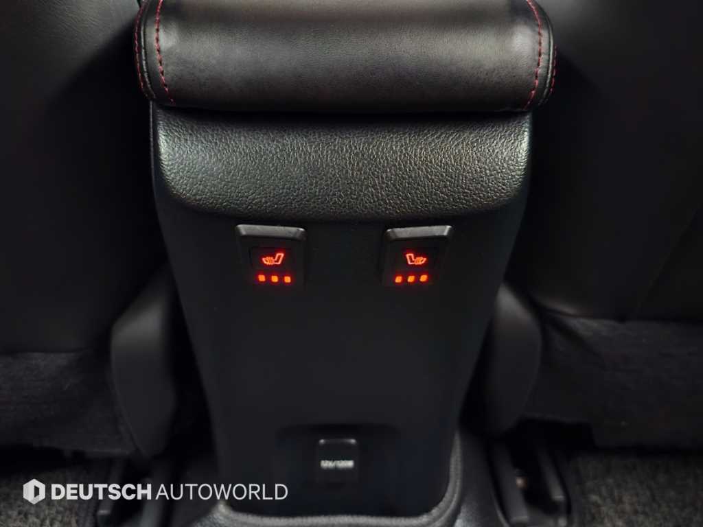 Toyota Prius — photo 16