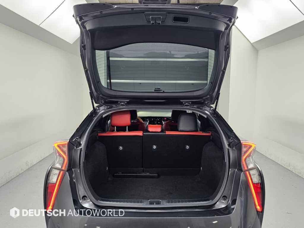 Toyota Prius — photo 19