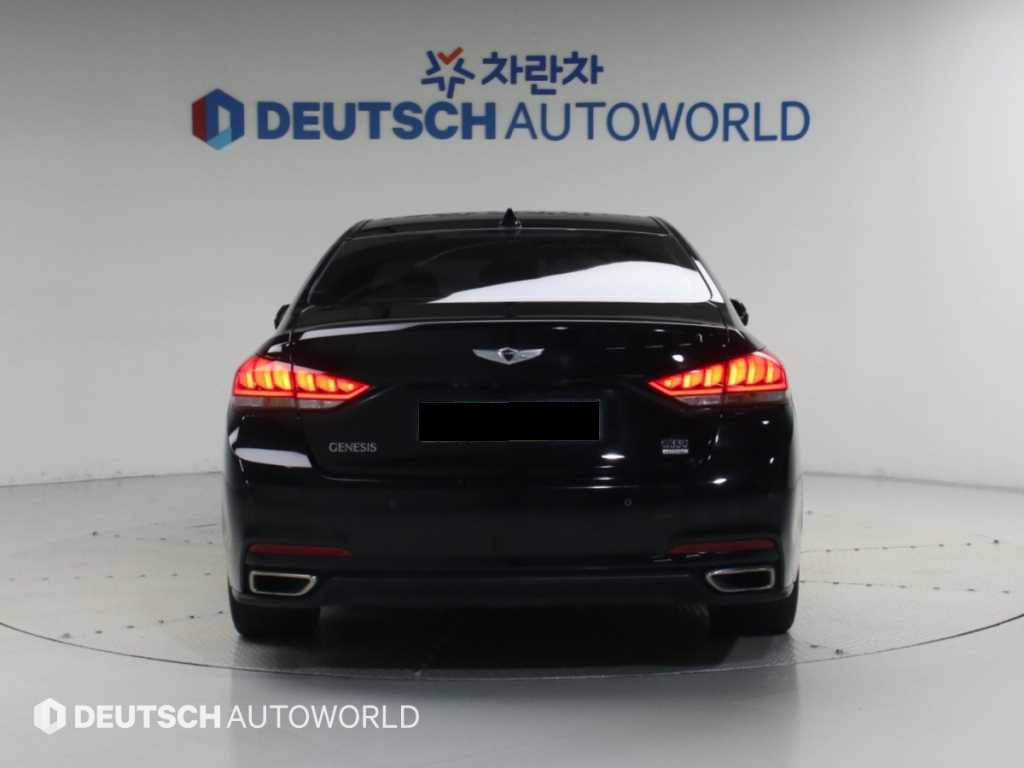 Hyundai Genesis — photo 04