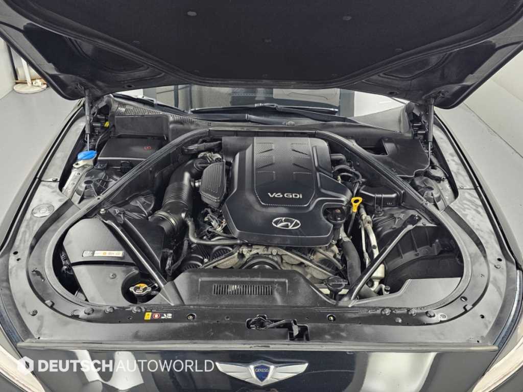 Hyundai Genesis — photo 06